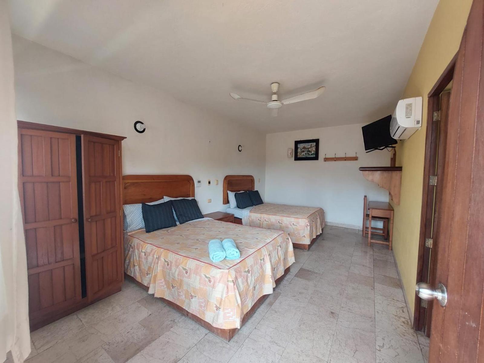 פוארטו אסקונדידו Hotel Kootznoowoo מראה חיצוני תמונה